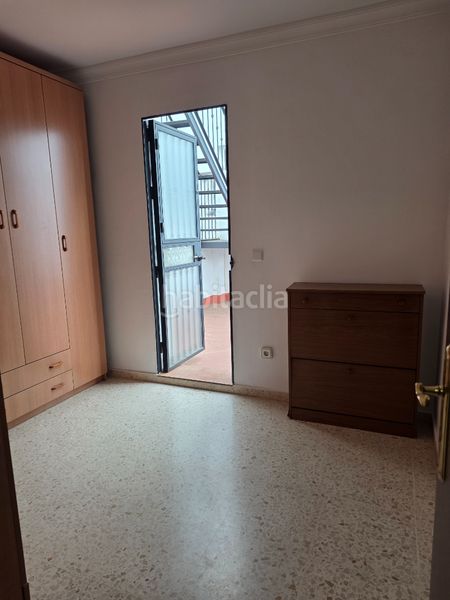 Foto 711643c2-a541-4507-98c8-89e4d07910eb. Casa adosada  corredera en Centro Utrera
