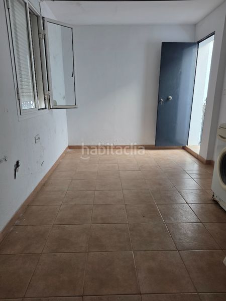 Foto 9f2249bf-8221-4598-9729-1b96ef4b7e6e. Casa adosada  corredera en Centro Utrera