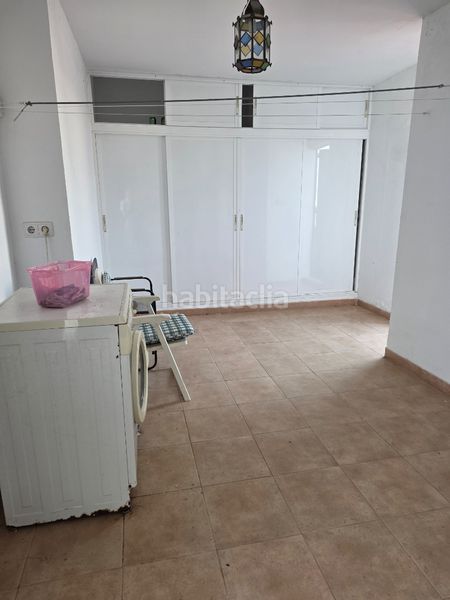 Foto e9d2dd4c-4984-4c1b-afb1-d3050aca8a2d. Casa adosada  corredera en Centro Utrera