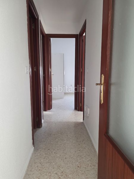 Foto 2a6224f1-7b4b-46e7-9f68-e6f5a665b510. Rent flat in Estación - La Fontanilla - El Tinte Utrera