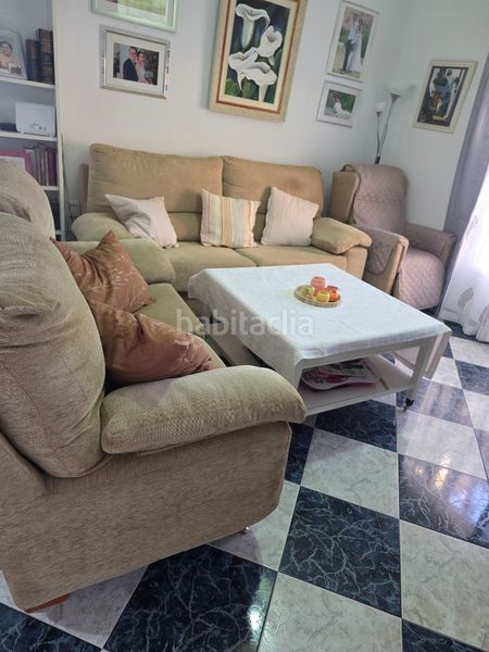 Foto 084dd7bc-1c3e-4385-823e-e369c9f2698b. Casa a Salesianos Utrera