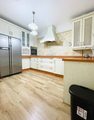 Flat  Calle buenos aires. Piso reformado