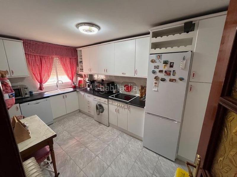 Foto 0d7842b0-8d87-478d-bd0d-34859b1200a7. Chalet venta de espectacular chalet independiente en la zubia. en Zubia (La)