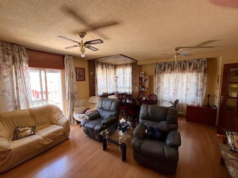 Foto a7fe75cf-7bb9-4f96-9518-368b5b5450d6. Chalet venta de espectacular chalet independiente en la zubia. en Zubia (La)