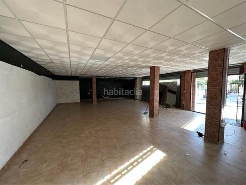 Foto 5c6dee28-28b6-4243-a7dd-49bc4d5a0787. Lloguer local comercial a La Zubia Ciudad Zubia (La)