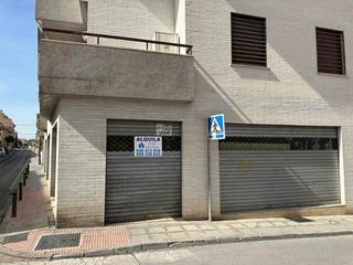 Location Local commercial à La Zubia Ciudad. Local comercial en alquiler en la zubia.