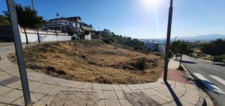 Terreny residencial a Altos de la Zubia. Parcela en venta en altos de la zubia.