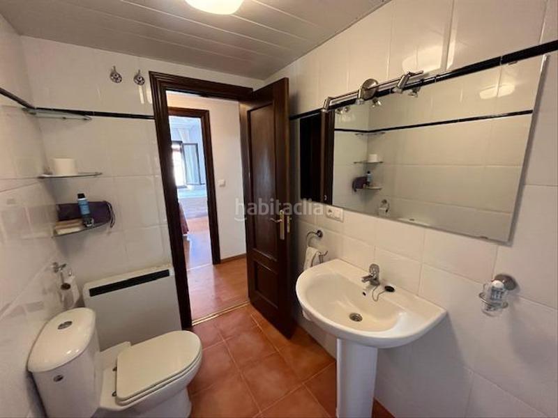 Foto 079566ed-c7c0-44e2-8351-9717c7a173cd. Piso gran piso en venta en pleno centro de la zubia en Zubia (La)