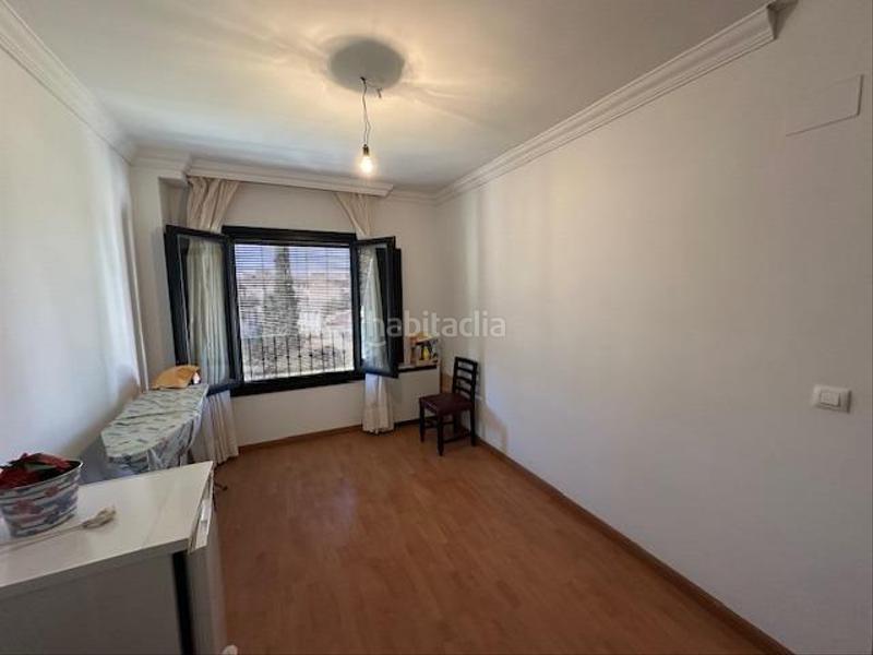 Foto 40467b4c-4c54-4e50-bc47-82e5e080ece2. Piso gran piso en venta en pleno centro de la zubia en Zubia (La)