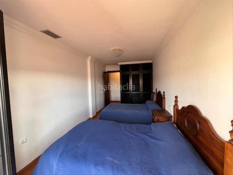 Foto 515790ac-4f47-4971-aa68-b7c50fa71fbb. Piso gran piso en venta en pleno centro de la zubia en Zubia (La)