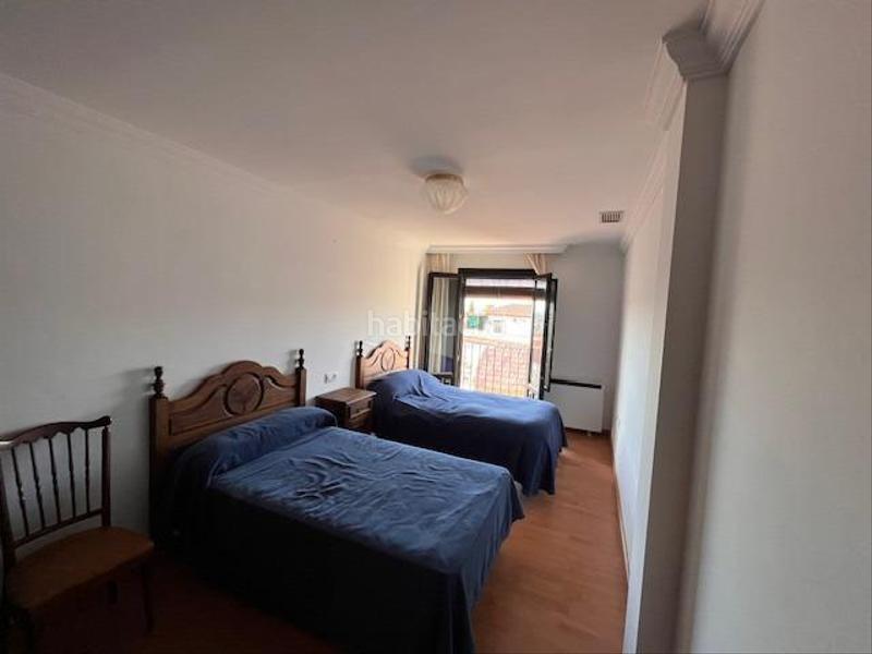 Foto 627035cd-d32d-4a96-abdb-13e47caee758. Piso gran piso en venta en pleno centro de la zubia en Zubia (La)