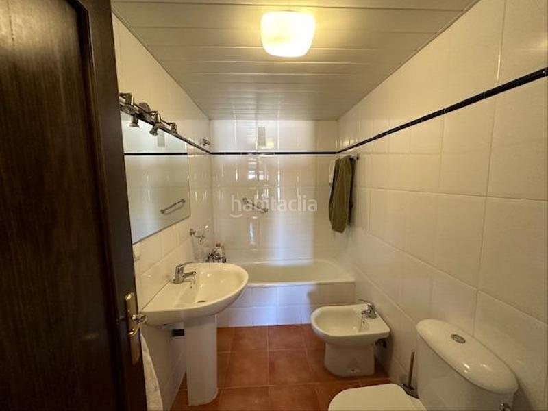 Foto d8a38622-ebe3-499e-a409-f6eacec11909. Piso gran piso en venta en pleno centro de la zubia en Zubia (La)
