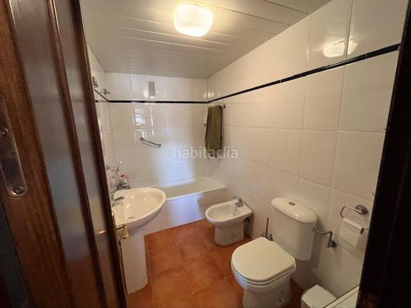 Foto e88c926b-5c70-4f9e-a394-e23b1c25b2b6. Piso gran piso en venta en pleno centro de la zubia en Zubia (La)