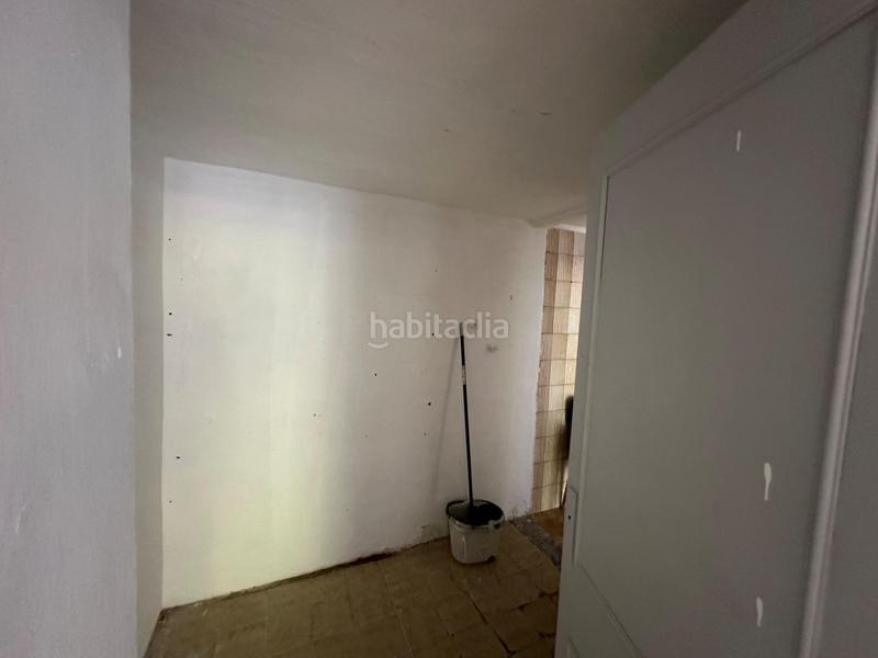 Foto d59724c3-db14-4c7d-9df2-3fa8988f0aec. Local comercial a Barrio de Zaidín Granada