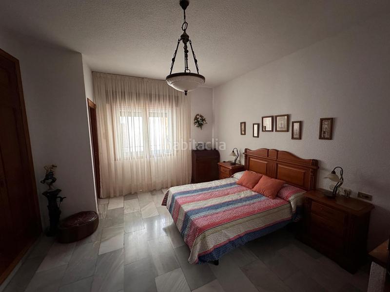 Foto 090d9570-b51a-48be-9da5-d34f21b5e953. Chalet mit heizung parking pool in La Zubia Ciudad Zubia (La)