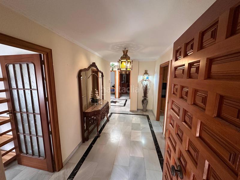 Foto 2fbedf68-9858-4680-aab2-883d54b19184. Chalet mit heizung parking pool in La Zubia Ciudad Zubia (La)