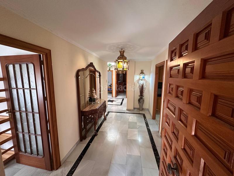 Foto 74ee4b25-aed8-4515-a903-4dd930cc7254. Chalet mit heizung parking pool in La Zubia Ciudad Zubia (La)