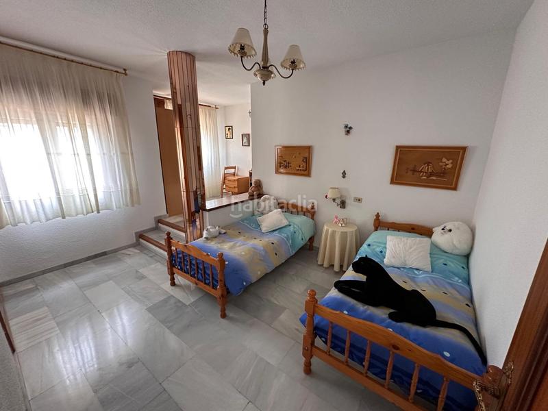 Foto 9a3b8373-ea51-4b51-936c-f41aeba0eab6. Chalet mit heizung parking pool in La Zubia Ciudad Zubia (La)