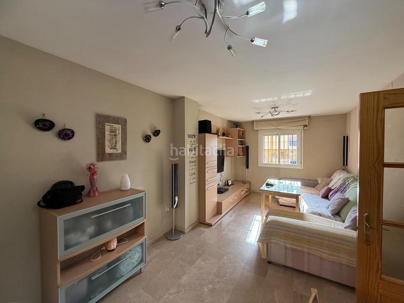 Foto b4906249-b36c-4c3c-b02c-d97772979b75. Casa adosada venta de espectacular chalet adosado en el centro de gojar. en Gójar