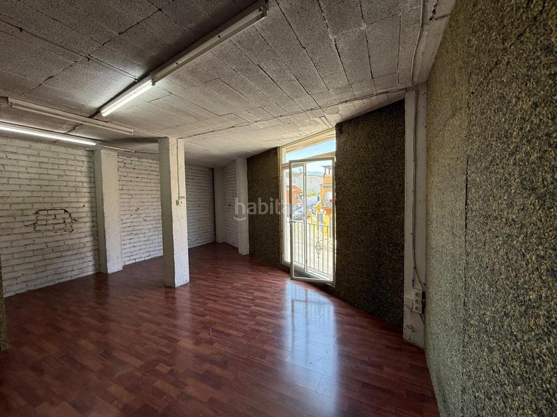 Foto b07c0c18-e5f6-43e8-bc55-4bced9a1187b. Location local commercial dans La Zubia Ciudad Zubia (La)
