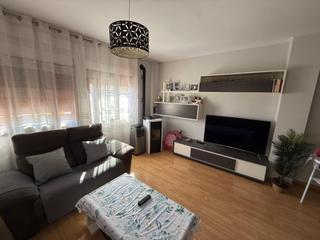 Pis a La Zubia Ciudad. Venta de piso en el centro de la zubia.