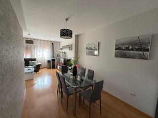 Pis a La Zubia Ciudad. Venta de piso en el centro de la zubia.