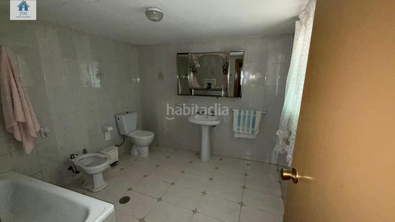 Foto 73fcfe2d-eb83-4c7d-bf9b-e05871d2f40c. Masia amb aparcament a Gójar