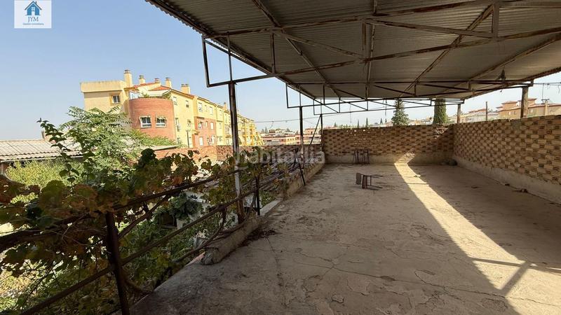 Foto f9b868b0-1cda-4a46-bc8c-f04bf8dfdc0b. Masia amb aparcament a Gójar