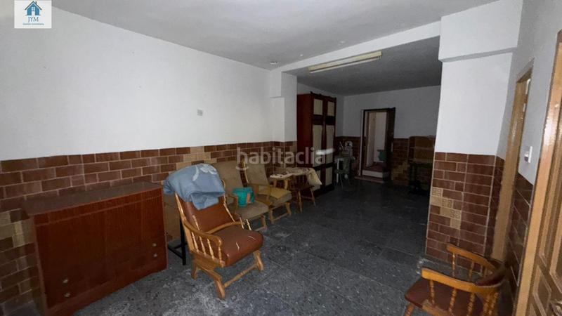 Foto fafec151-149d-4e32-b986-bc343463aa06. Masia amb aparcament a Gójar