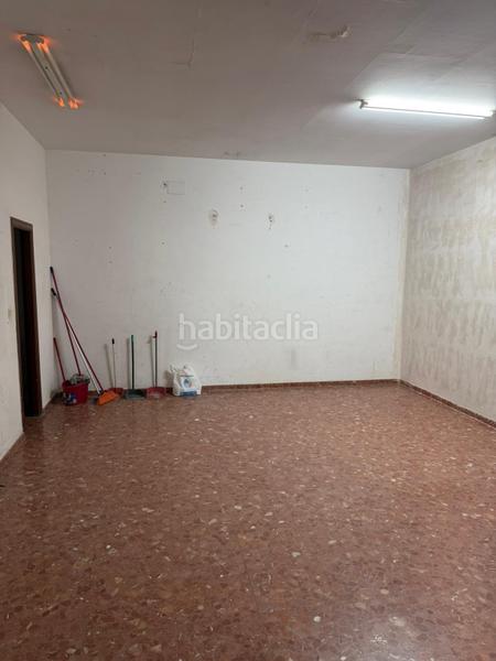 Foto 69a07c87-2a1a-4273-9fc4-a840b60fbe67. Alquiler local comercial alquiler de local en la zubia. en Zubia (La)