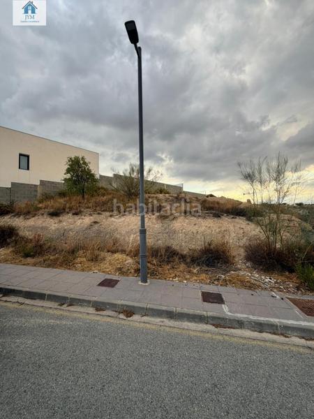 Foto a245ef34-06da-4c18-9981-80236cbb36ac. Terreny residencial a Altos de la Zubia Zubia (La)
