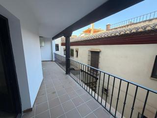 Appartement à La Zubia Ciudad. Venta de piso muy espacioso en el centro de la zubia