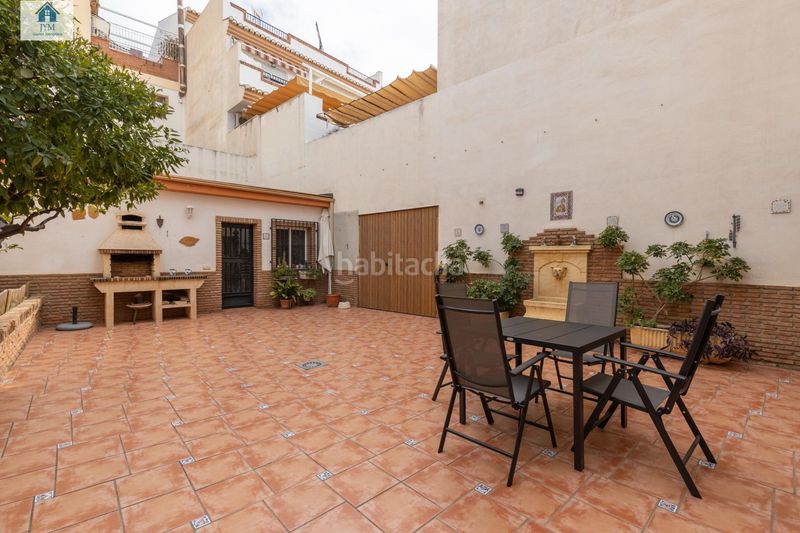 Foto 07158d9e-3819-45bd-872a-9152ffe414e7. Casa adossada amb calefacció aparcament a Huétor Vega