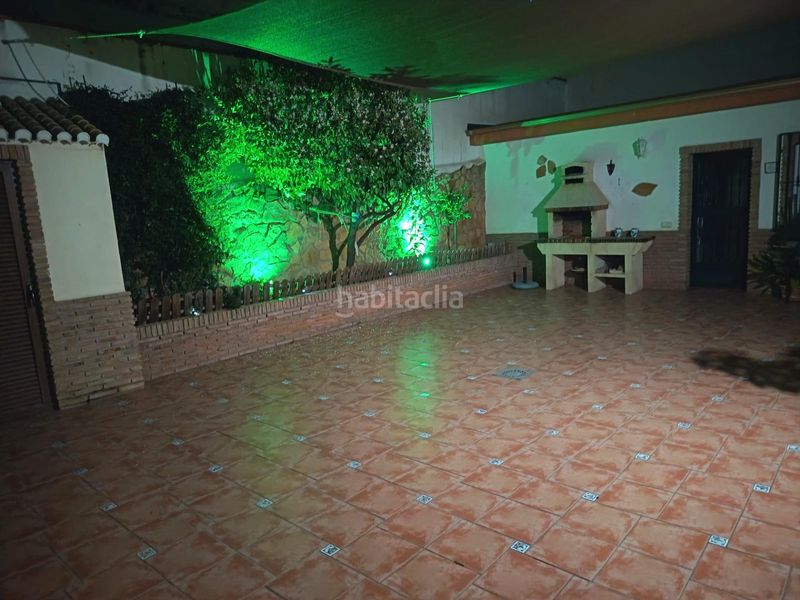 Foto 0af576a4-0c2a-4e96-85aa-71fea16d480b. Casa adossada amb calefacció aparcament a Huétor Vega