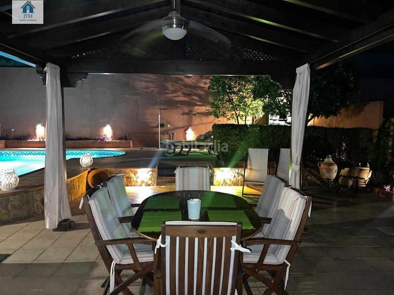 Foto 2a9d99c1-dafb-4b22-a34e-5a8df120df38. Chalet avec chauffage parking piscine dans La Zubia Ciudad Zubia (La)