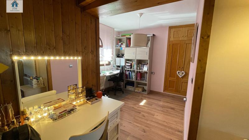 Foto c280a23d-2e1a-4327-a1d7-952cbe808d00. Chalet avec chauffage parking piscine dans La Zubia Ciudad Zubia (La)