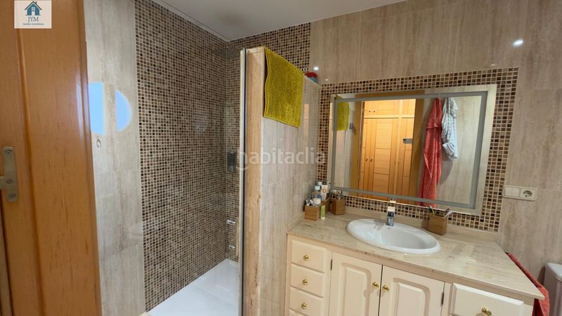Foto 56fa6a38-17ac-4ac5-94d4-36d5d2671c10. Chalet  independiente a la venta en cajar. en Cájar