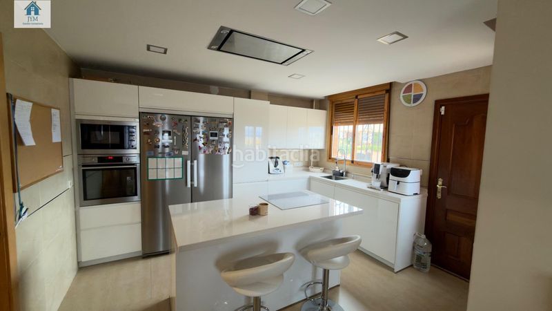 Foto 8a0444dd-a246-49f4-bb7f-7e33665c5dac. Chalet  independiente a la venta en cajar. en Cájar