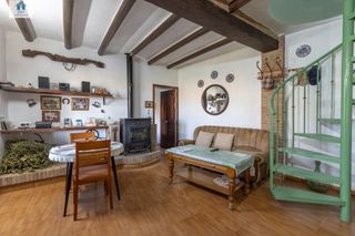 Chalet in Dílar. Venta de chalet en dilar en plena naturaleza, con más de 2.500 m