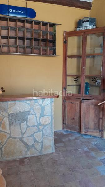 Foto 18b41d1d-bcd1-42da-bfbd-faf8ba50d87f. Alquiler local comercial local cèntric amb llicència comercial vigent en Manlleu