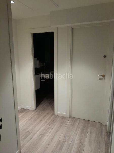 Foto 3e0e4a57-c72d-470e-8123-f804d6b419f3. Traspàs local comercial amb calefacció a Centre Vic