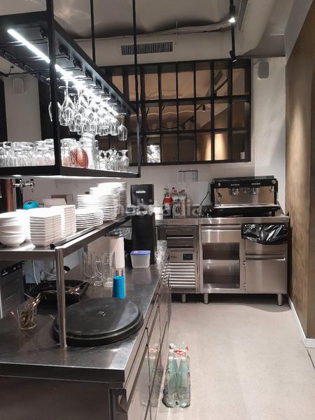 Foto 52873e84-81e1-4955-9ec5-88205fa73b47. Traspàs local comercial amb calefacció a Centre Vic