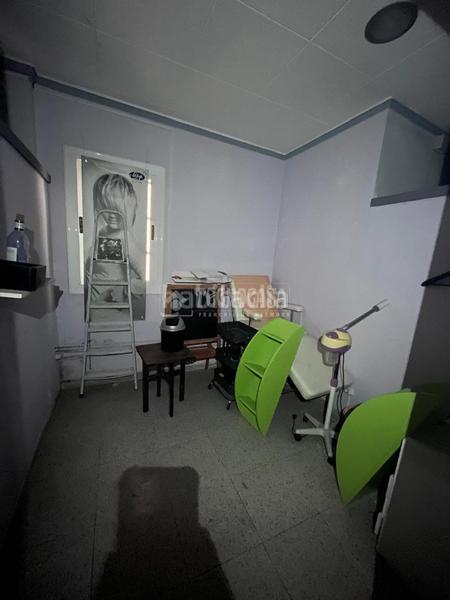 Foto 7d3d4450-72c2-4b74-acfd-e0b92e2531d7. Local comercial tienda en venta en Lloreda Badalona