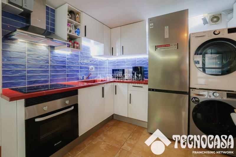 Foto edd801ef-e70f-4d4c-9132-86951ad8c6a5. Estudio piso en venta en Sistrells Badalona