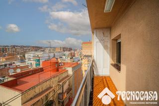 Appartement à Llefià. Piso en venta en badalona