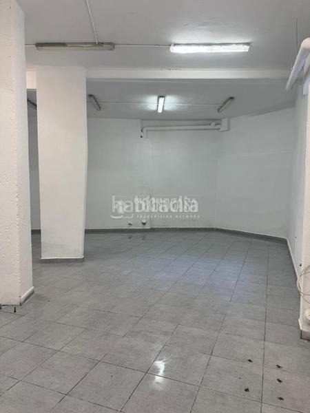 Foto 42879b2d-3c86-4009-8473-54f4be563ee5. Local comercial almacén en venta en La Salut Badalona