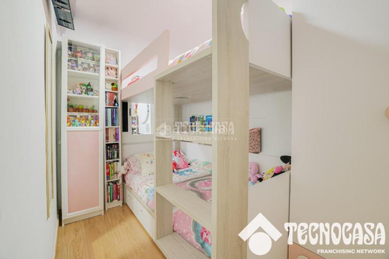 Foto 011c2b3b-40b9-4a1c-bfa4-5e89652a7ad4. Piso  en venta en La Salut Badalona