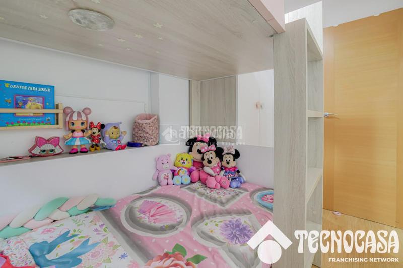 Foto 438a43f5-9e66-412f-af76-48fe16a9d1a4. Piso  en venta en La Salut Badalona