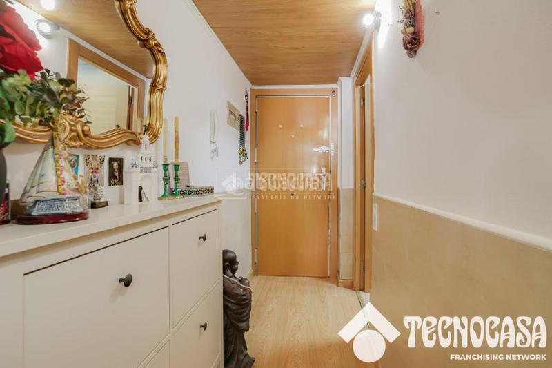 Foto 69345bff-f126-44d4-ac86-e78a019a7d6f. Piso  en venta en La Salut Badalona