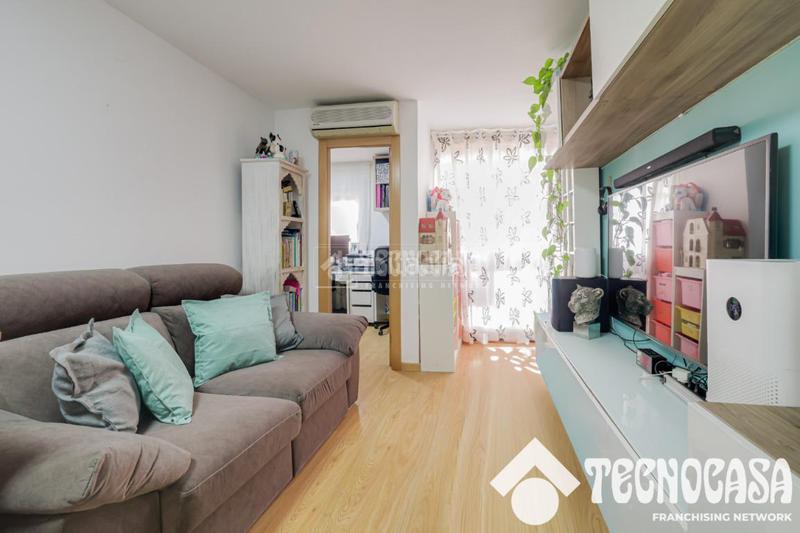 Foto 6d1a17df-c02a-4ec4-8d38-7587424f31dc. Piso  en venta en La Salut Badalona